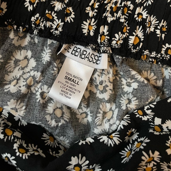 joe benbasset daisy skirt - Picture 2 of 6